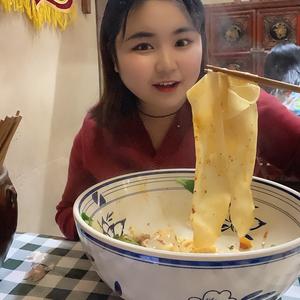 秀秀吖呢头像