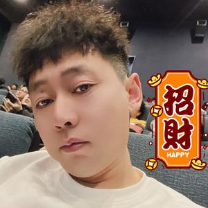 小志vlog头像