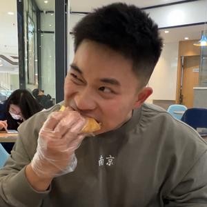 扬州阿帅头像