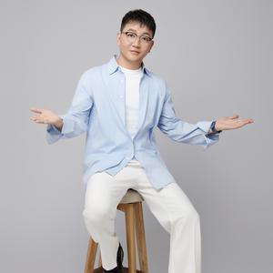 小王180cm头像