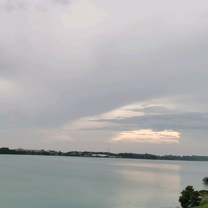 摆渡人头像
