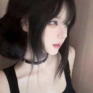 洛清年头像