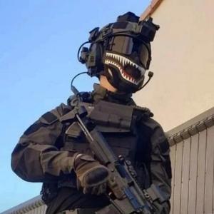佟玉航头像