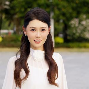 黄黄黄三斤头像