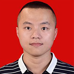 周夶头像
