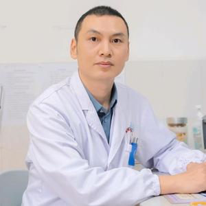 三石医生头像