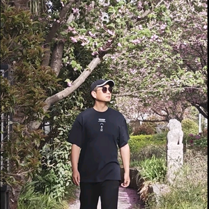 爱跑步的邓同学头像