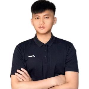 典哥聊球头像