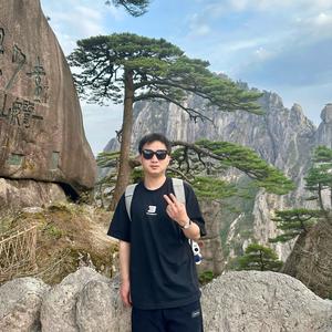 王思忱头像