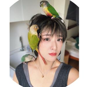 是范范吖吖头像