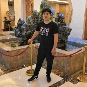 爱追剧的梁总头像