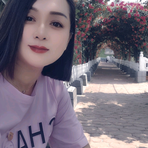 辛丽娇头像