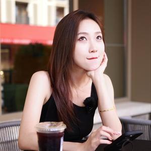 美楠子说车头像