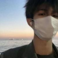 汤汤的小陈头像