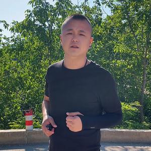 包包在路上头像