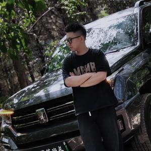 车圈陈班长的坦克头像