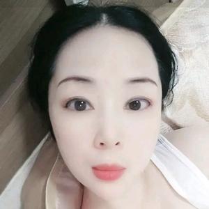 佳琪1116头像