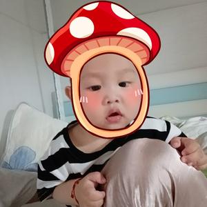 游山玩水吃胖胖头像