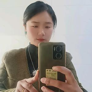 王小莉68头像