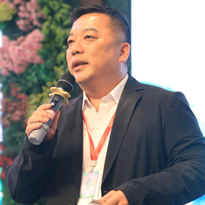 丰城黄金谷漂流墩哥头像