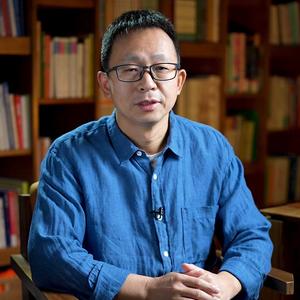 龙哥聊点啥头像