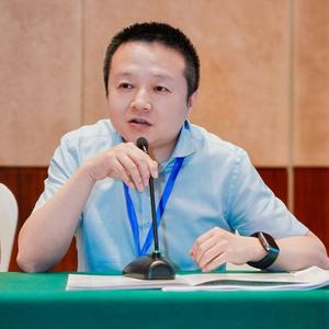 亚总满主任头像