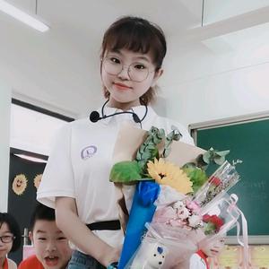 教数学的小张老师2w5M头像
