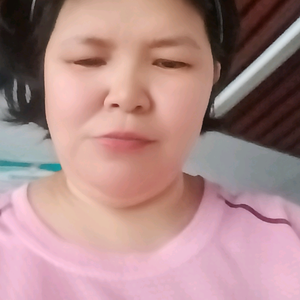 秋霞姐头像