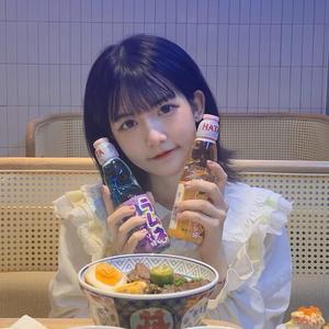碰 瓷 狗头像