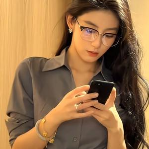 @杨今头像