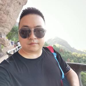 金杞小胖头像