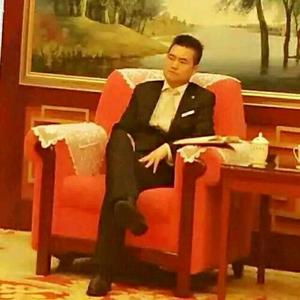 公道在人心。头像