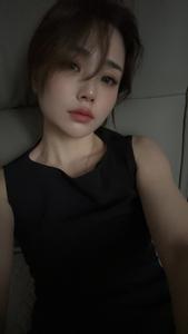 扬州辛小姐韩装头像