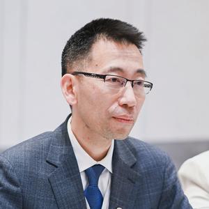 玉洪说人文头像