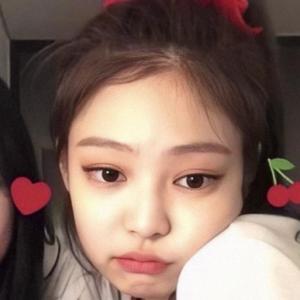 小雪💓. ོ ²⁰¹⁸头像