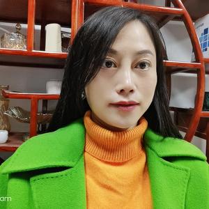 丽娜老师的工作日常头像