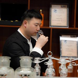 贵州小瑞哥头像