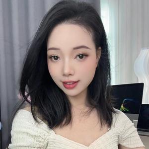 万上恩头像