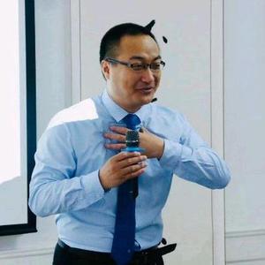 海港边看海的沉默者头像