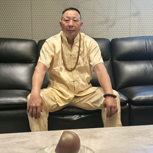 地主哥家居头像