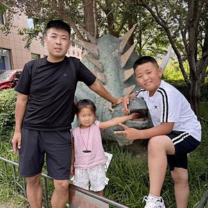 刘优秀呦头像