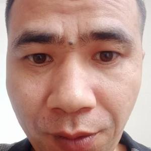 王余良头像
