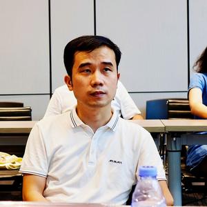 卓习文头像