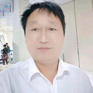 YANG阳光明媚头像