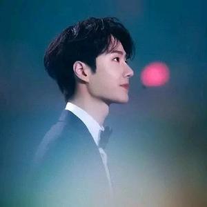 小师爱吃丸啵 头像