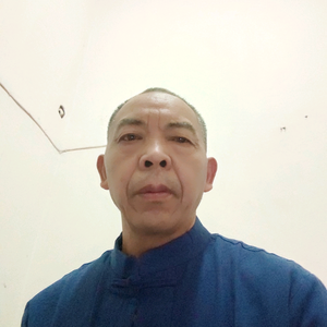 明，明头像