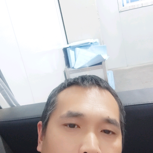 蹦蹦跳跳糖头像