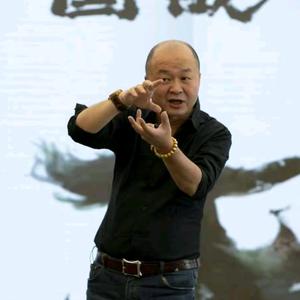 周毅老师头像