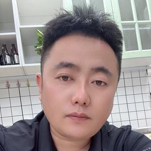水城小辉头像