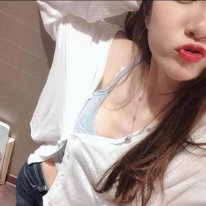爱吃的Baby头像